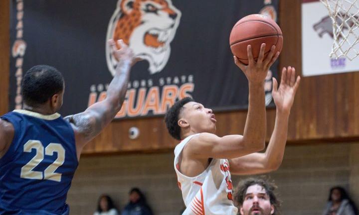 (30) Tyrell Isom led four GSU Jaguars in double figure scoring with 18 points at CCSJ.